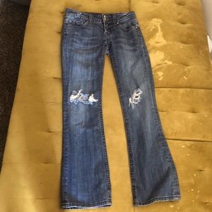 comfortable ripped jeans